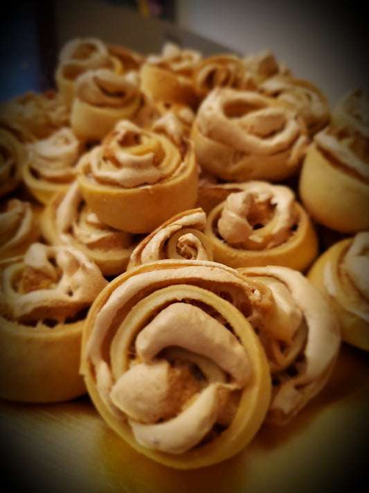 Rose Meringue Pastries